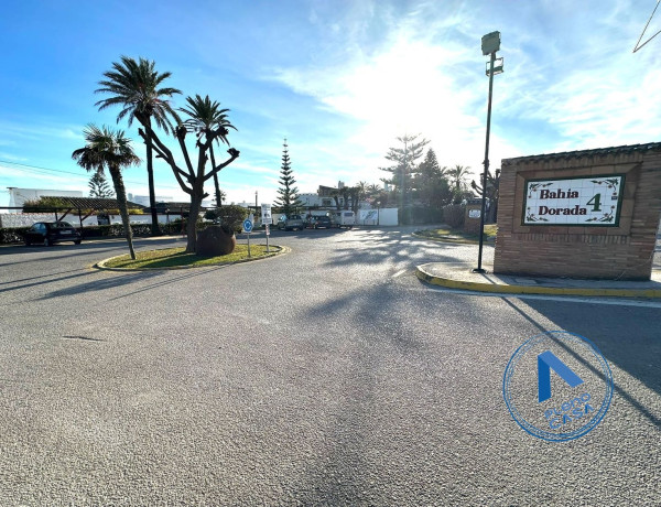 Semi-detached house for sale in Urb. BAHÍA DORADA , Estepona thumbnail 1