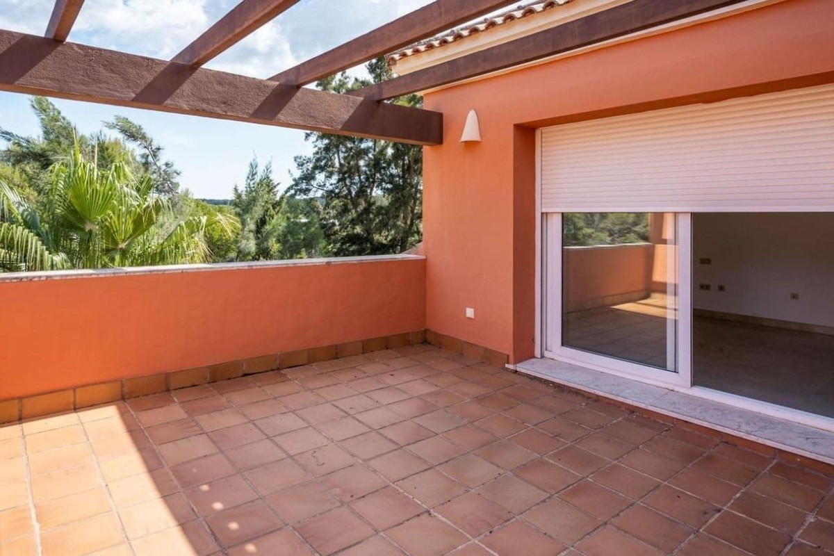 Venta de chalet independiente en El Cantizal, Las Rozas de Madrid
 photo 5