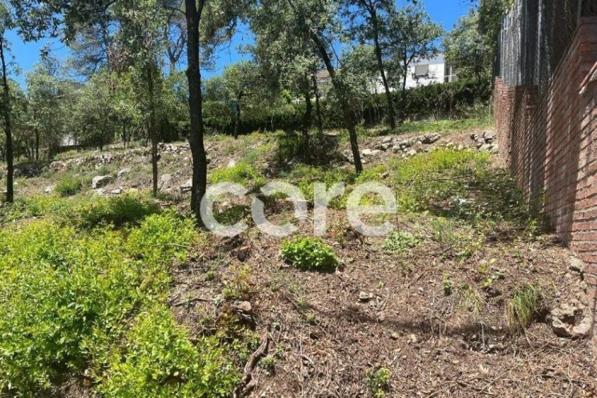 Terreno en venta en Castellar del Vallès, Barcelona photo 2