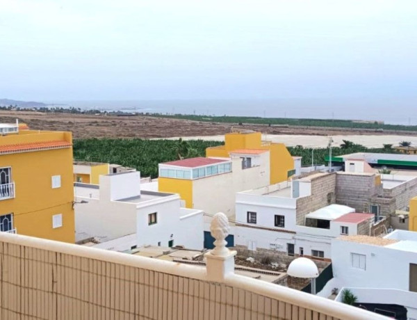 Piso en venta en Armeñime , Adeje thumbnail 1