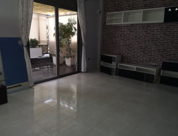 Chalet adosado en venta en  Calle Briffard , Santa Cruz de Tenerife photo 2