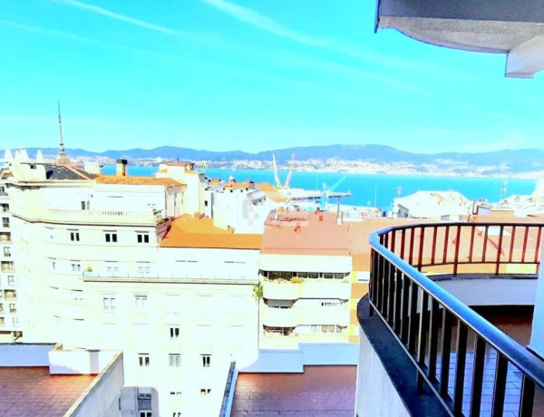 Apartment for sale in Avenida de García Barbón, Vigo photo 1