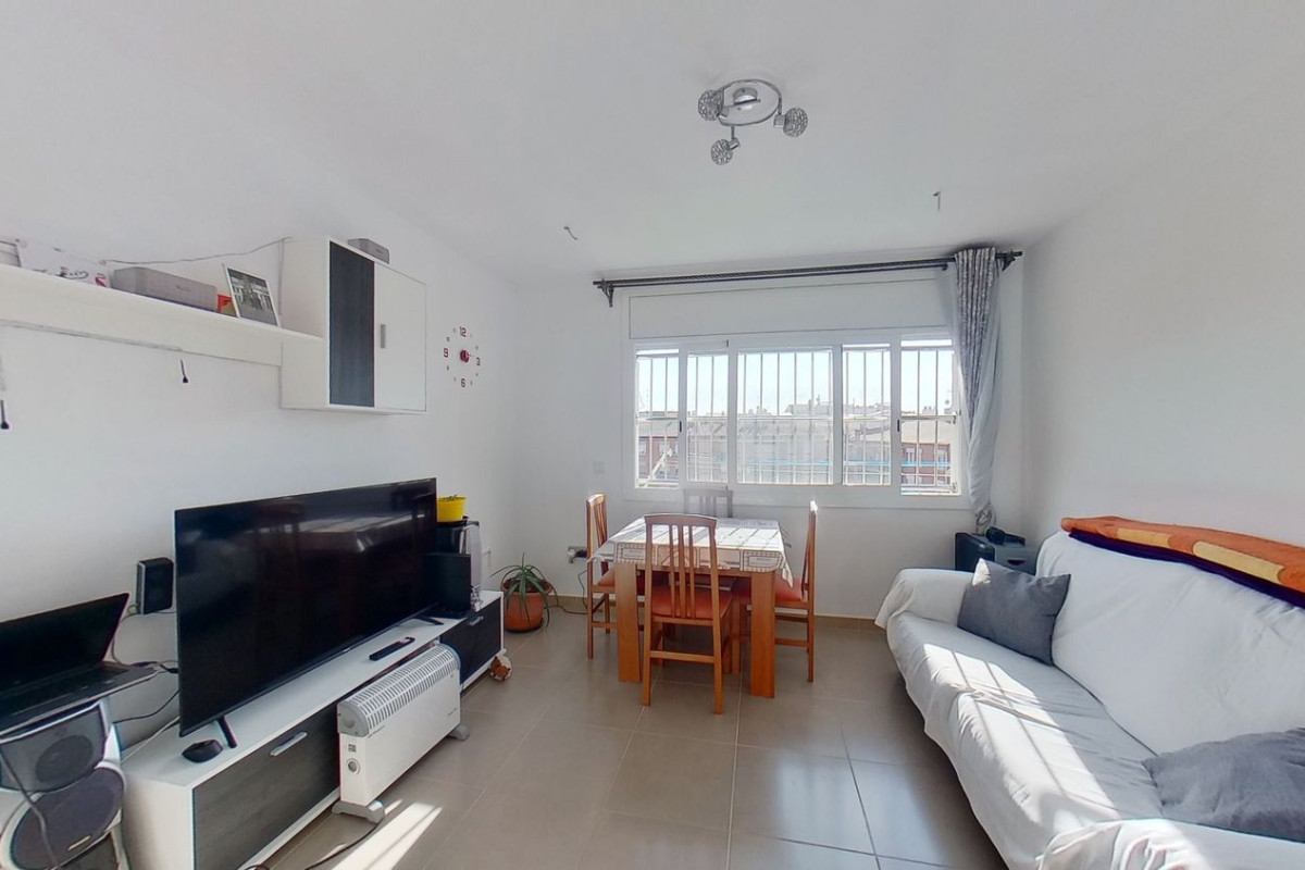 Sale of apartment in Plaça Catalunya, Manresa
photo 2