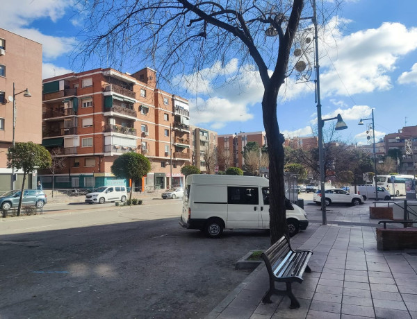 First floor for sale in  Calle barcelona, Alcobendas photo 2