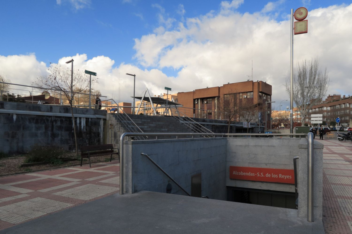 Sale of ground in Calle barcelona, Alcobendas
 photo 3