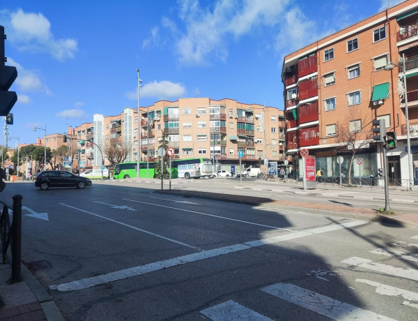 First floor for sale in  Calle barcelona, Alcobendas photo 4