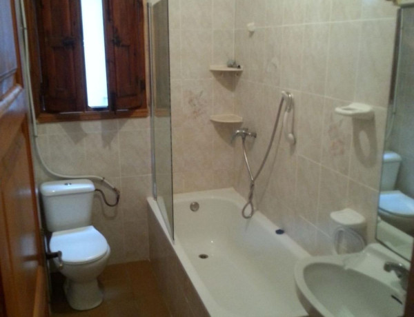 Detached villa for sale in , Montroy photo 4