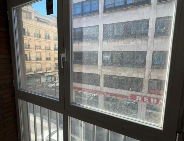 Piso en venta en Zona sur - Bº Cortes , Burgos photo 1