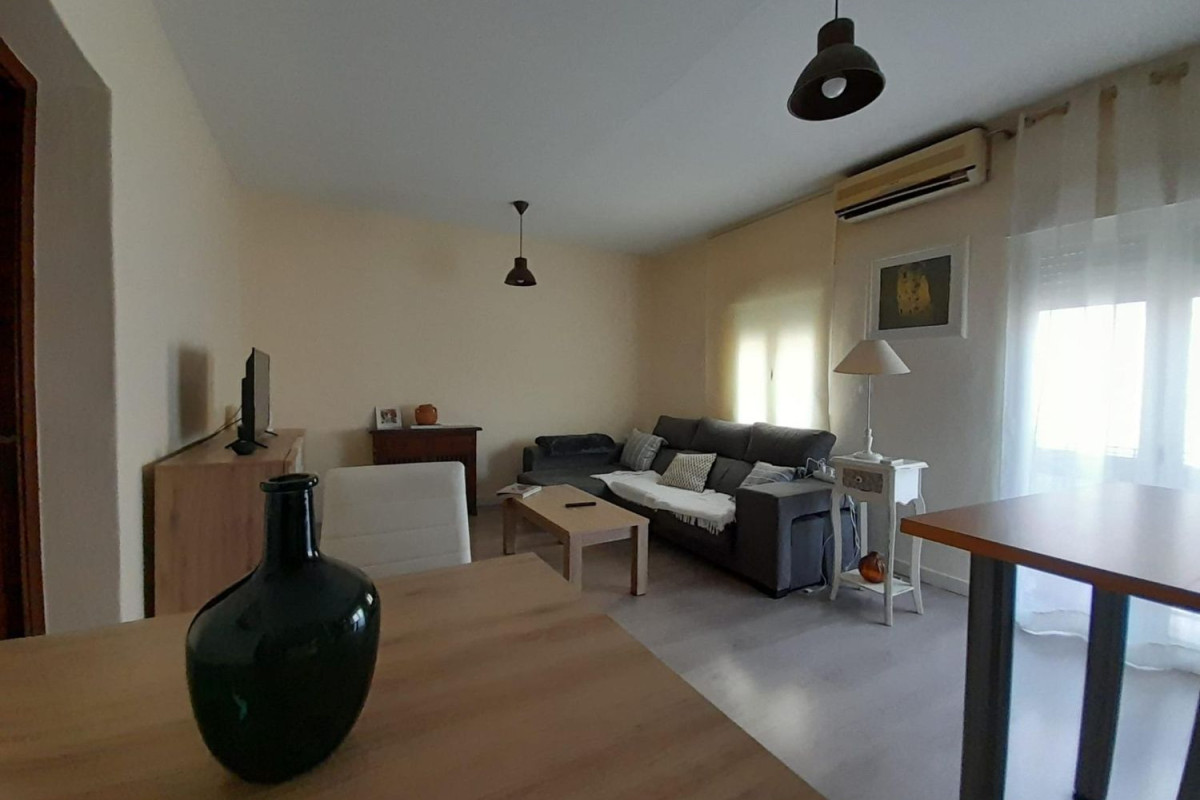 Venta de piso en San Luis - Albarregas, Mérida
photo 1