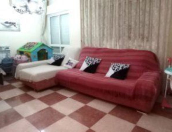 First floor for sale in Urb. La Unión, La Union thumbnail 2