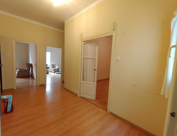 Apartment for sale in  Mentidero - Teatro Falla - Alameda , Cádiz photo 1