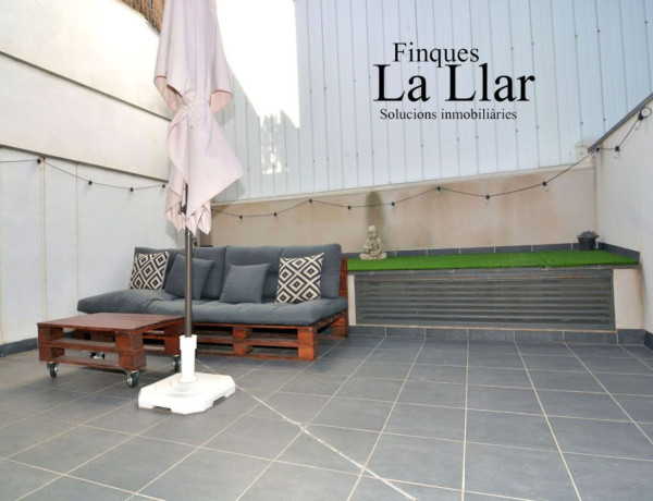 First floor for sale in  Calle de Tresols, Gavà photo 1