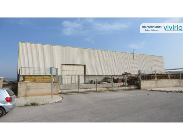 Nave en venta en calle Industrial photo