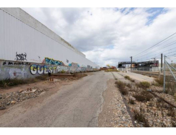 Nave en venta en calle de Sant Pasqual photo 3