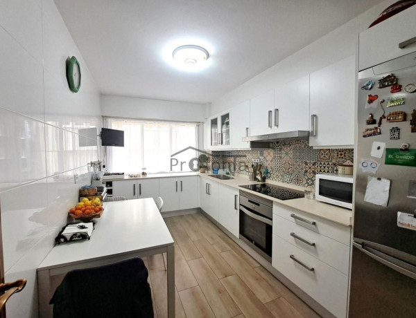 Apartment for sale in , Betanzos photo 1