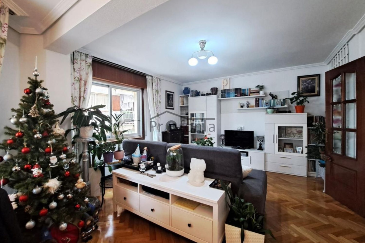 Piso en venta en calle José Alguero Penedo, Betanzos
 photo 3