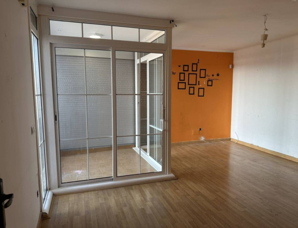 Piso en venta en  Avenida de Santa Eulàlia, Terrassa photo 4