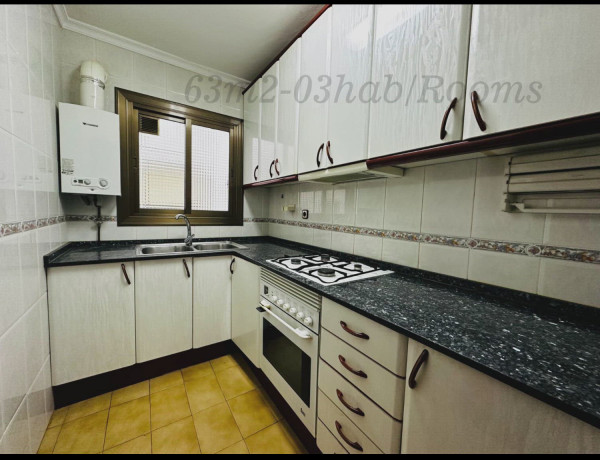 Apartment for sale in Calle Victoria, Sant Boi de Llobregat photo 1