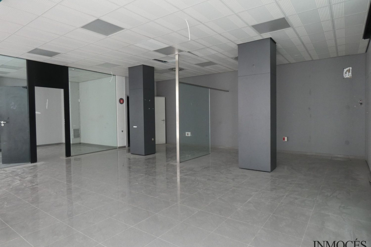 Properties for sale and rent in Spain photo 3
