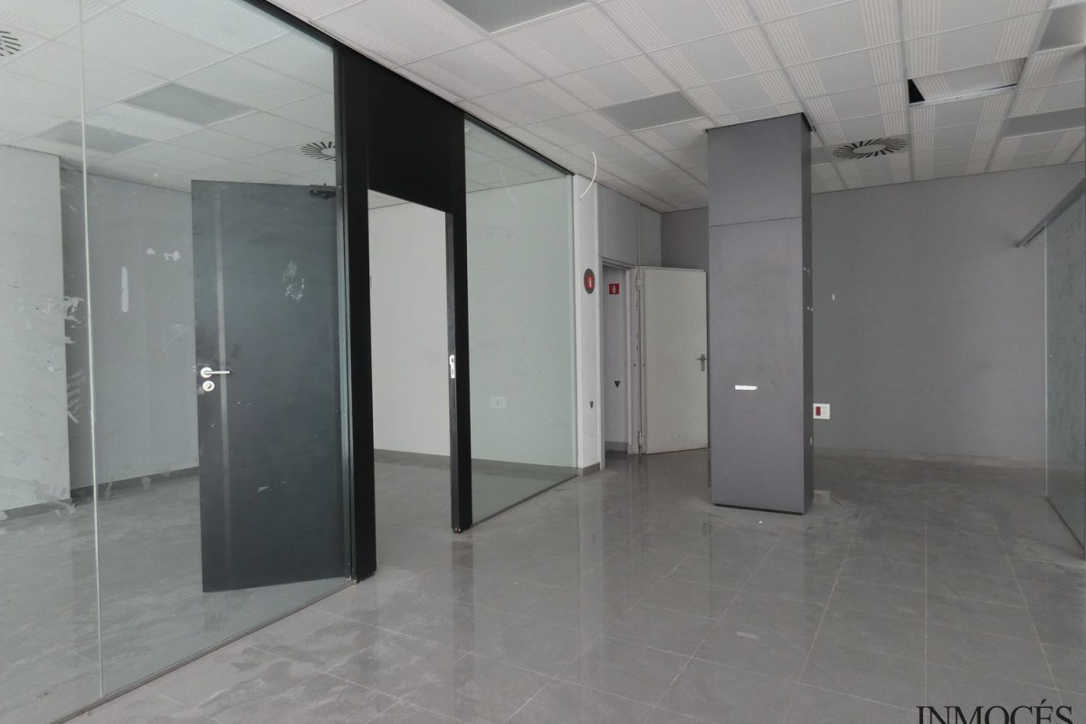 Properties for sale and rent in Spain photo 5