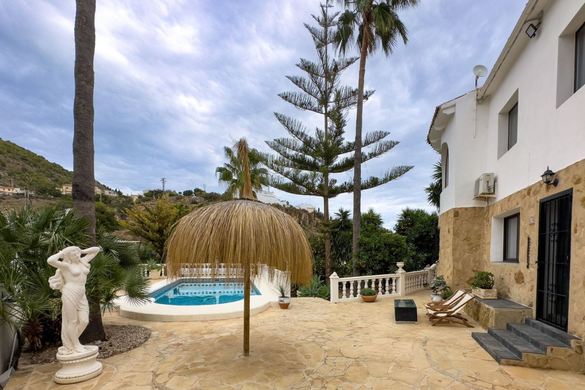 Sale of independent chalet in Maryvilla, Calpe
photo 5