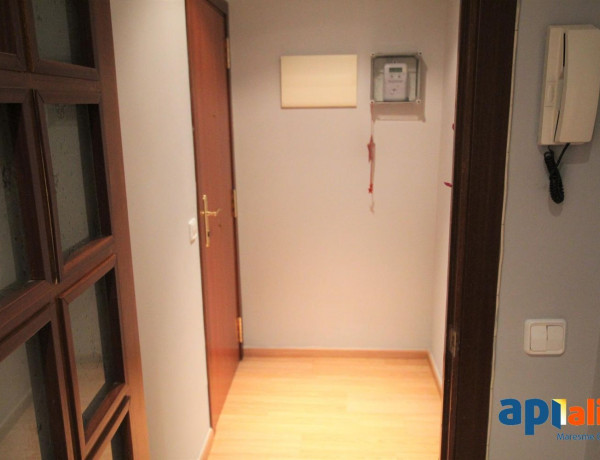 Piso en venta en Calle Torrent de la Pólvora, Mataró thumbnail 1