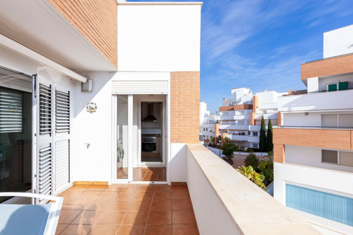 Venta de piso en Avenida Ciudad de Cádiz, 14, Roquetas de Mar
 photo 5