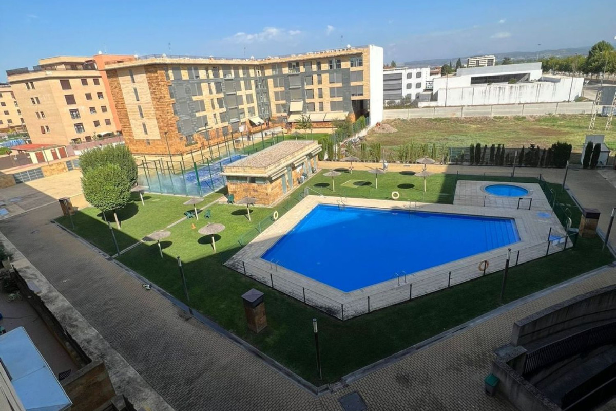 Продажа квартиры на Calle Fundidores, 14, Талавера-де-ла-Рейна
photo 1