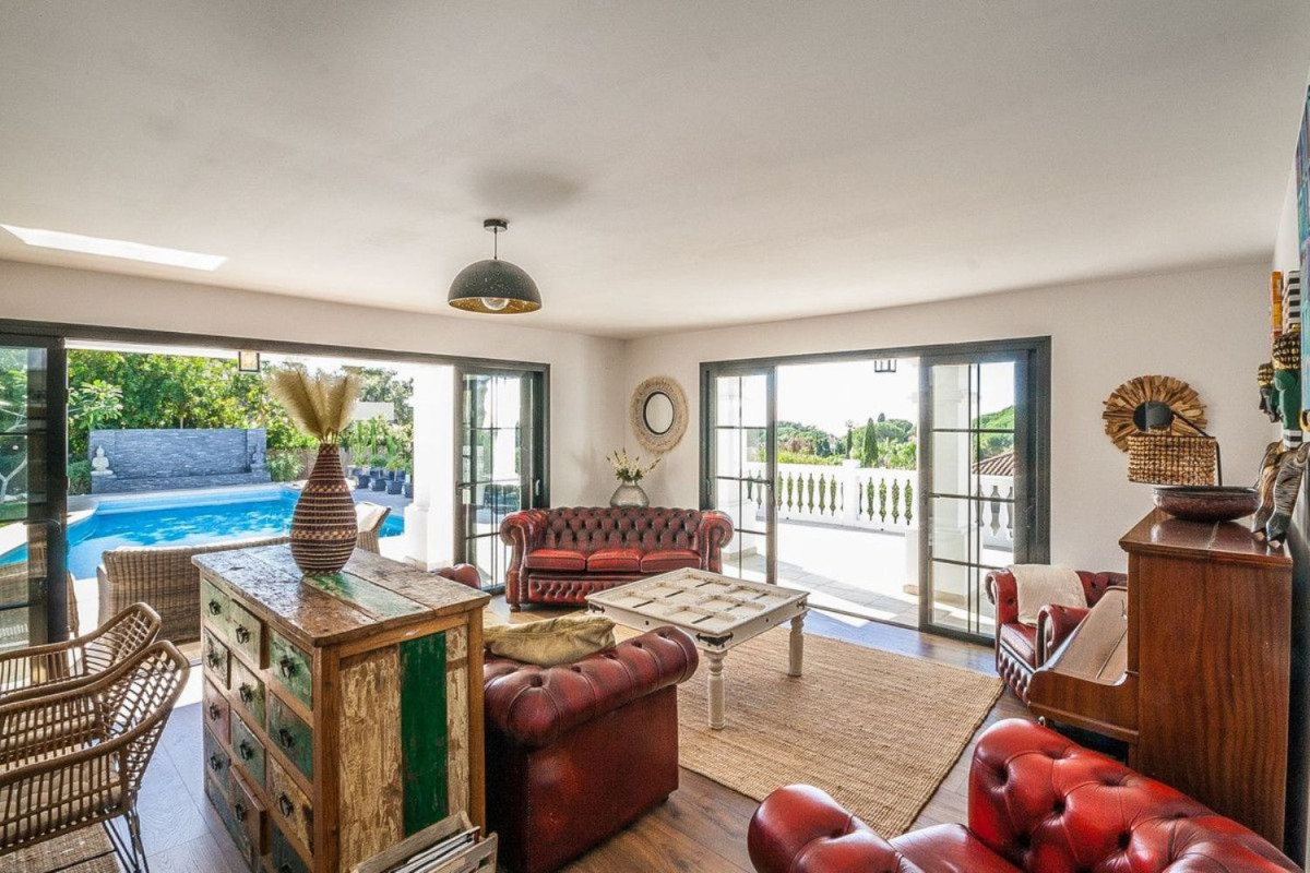 Venta de chalet independiente en Calle Internacional City, Marbella
 photo 3