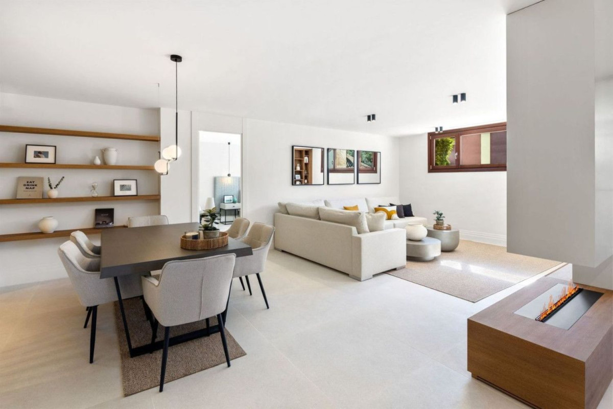 Venta de chalet adosado en  Lomas del Virrey , Marbella photo 5