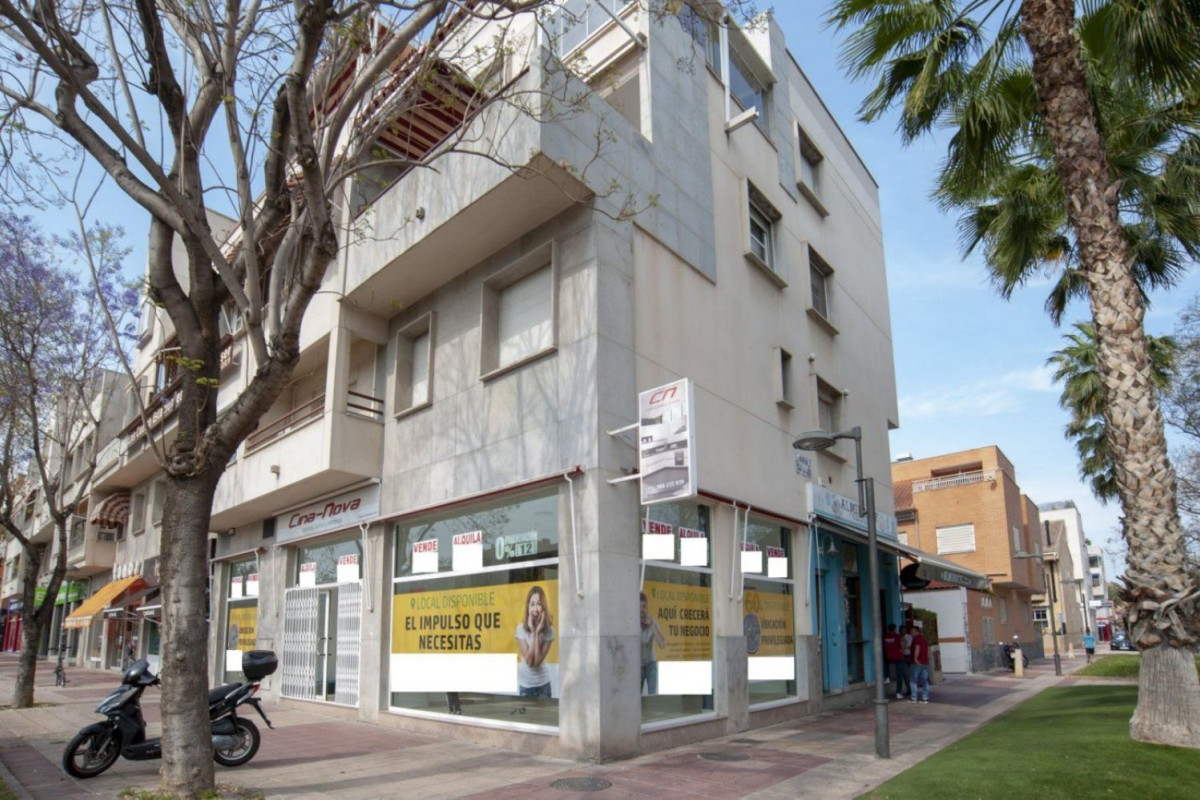 Properties for sale and rent in Spain photo 3