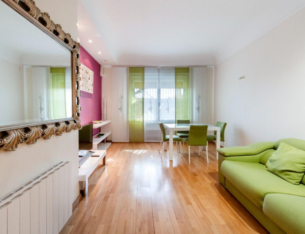 Piso en venta en Ciutat Vella , Barcelona thumbnail 2
