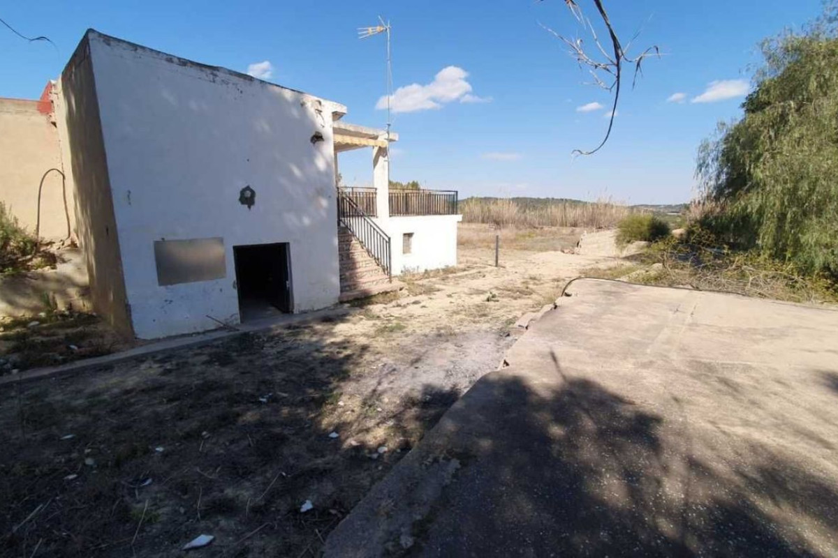 Casa o chalet independiente en venta en Monserrat, Montserrat
 photo 2