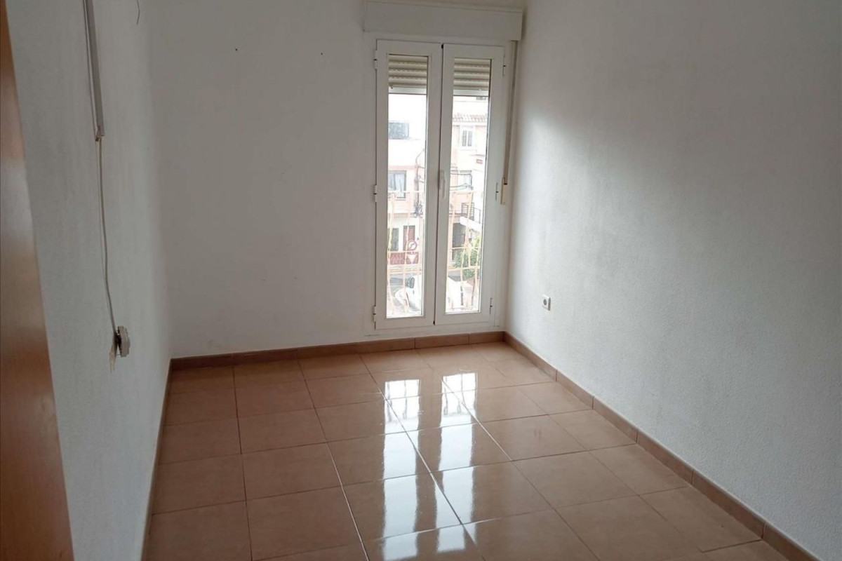 Продажа квартиры на Calle Espronceda, Пуэрто-де-Сагунто
photo 5