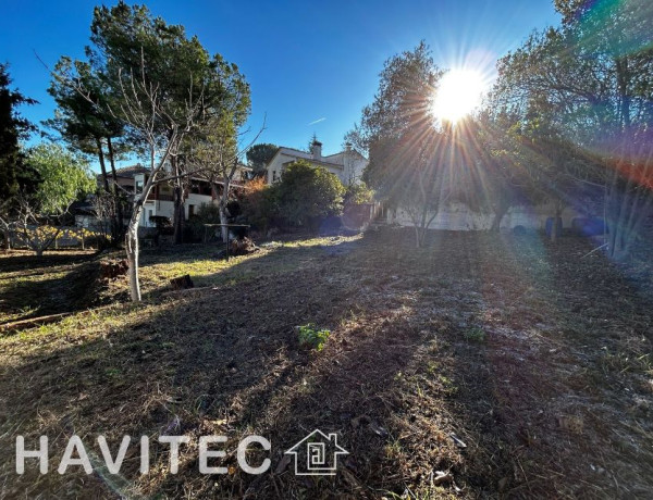 Terreno en venta en blat photo 1