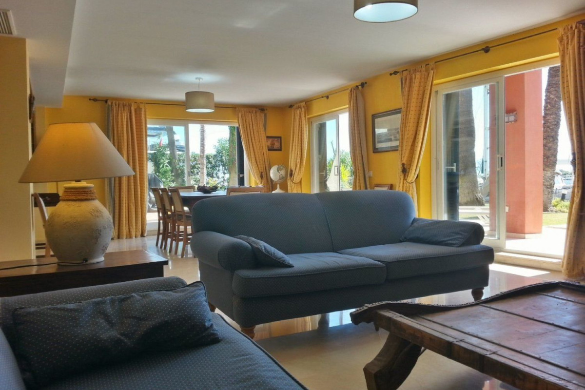 Rental of apartment in Port of Sotogrande-La Marina , Sotogrande photo 4