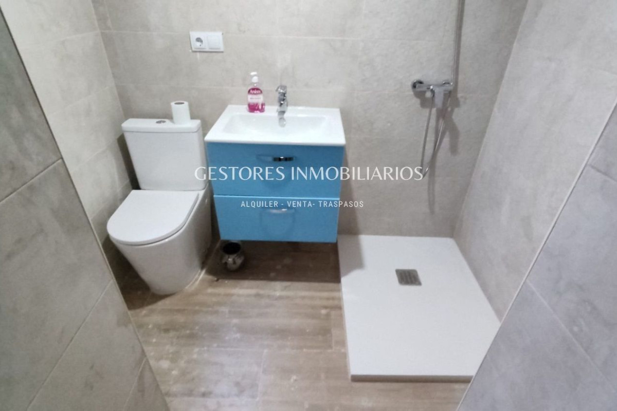 Здание Жилой площадью 400м2 на продажу в Алкой photo 2