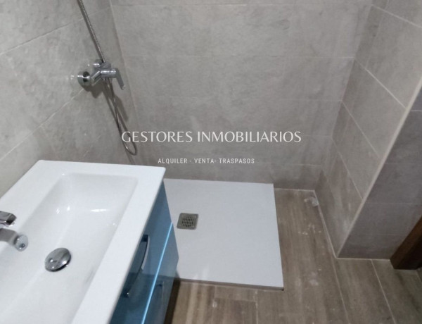 Edificio en venta en calle Sant Agustí thumbnail 2