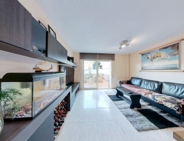 Piso en venta en , Constanti photo 1