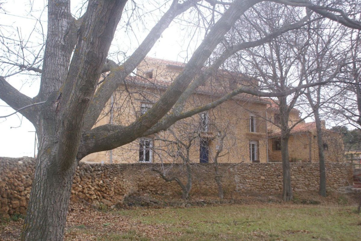 Properties for sale and rent in Spain photo 4