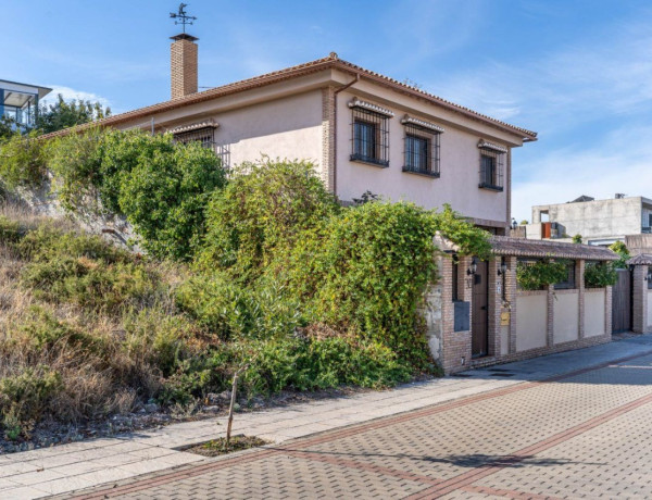 Detached villa for sale in Altos de la Zubia , La Zubia thumbnail 2