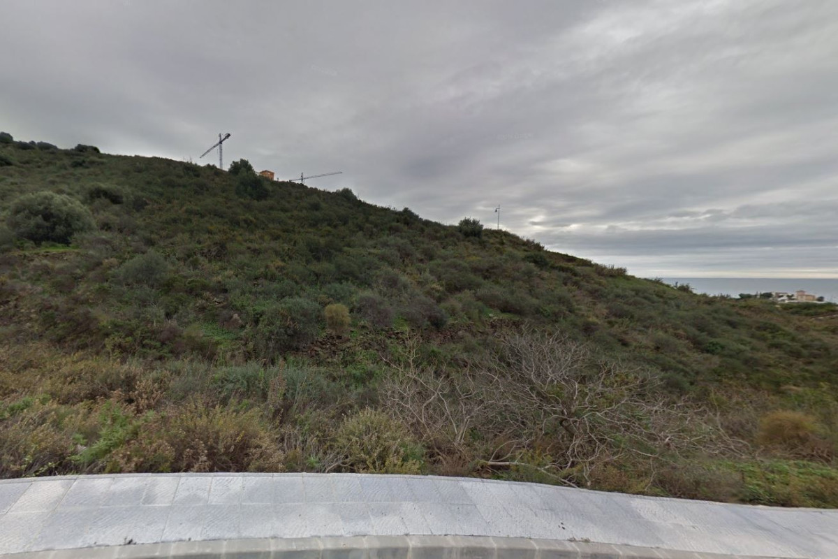 Terreno en venta en Torrox, Malaga photo 2