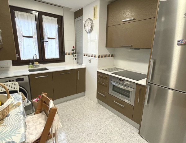 Apartment for sale in Prosperidad - Delicias , Salamanca thumbnail 1