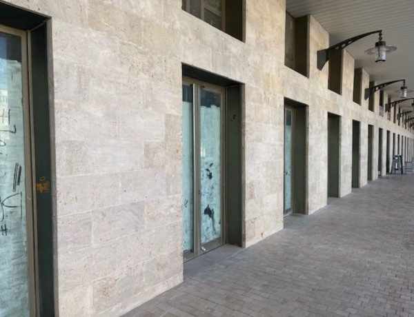 Local en venta en avenida De Europa, 1 thumbnail 1