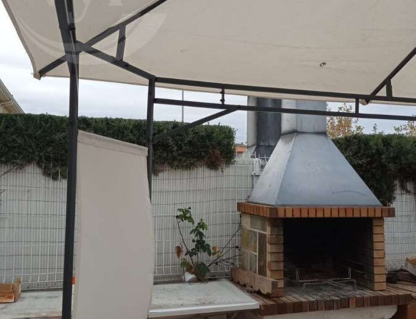 Semi-detached house for sale in , Utebo photo 2