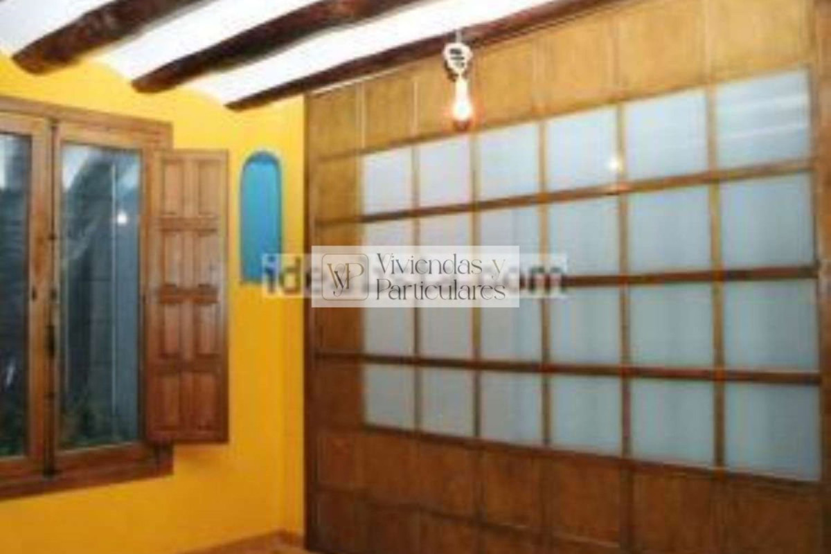 Sale of apartment in Calle de Jussepe Martínez, Zaragoza
 photo 3