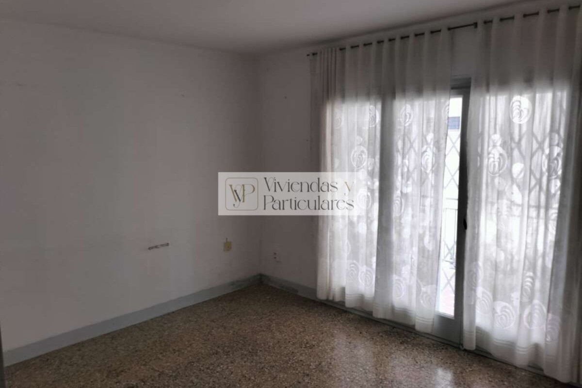 Продажа квартиры на Calle de Guillem de Montcada, Салоу
 photo 3