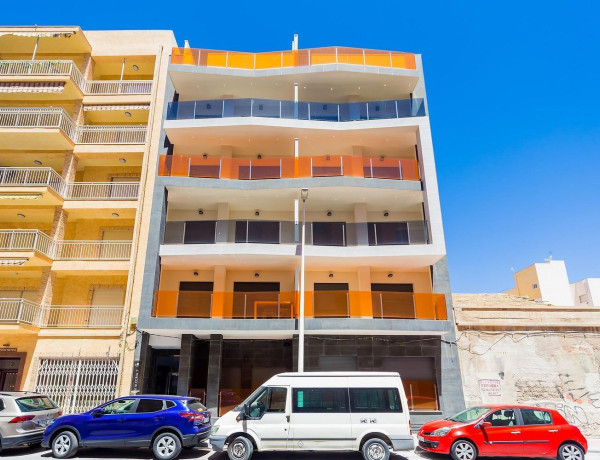 First floor for sale in Playa del Cura , Torrevieja thumbnail 1