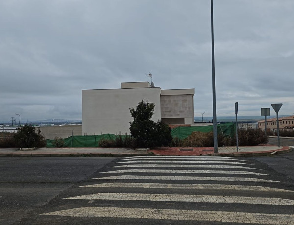 Terreno en venta en calle Somalia, 46 photo 1