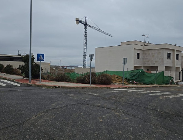 Terreno en venta en calle Somalia, 46 photo 2